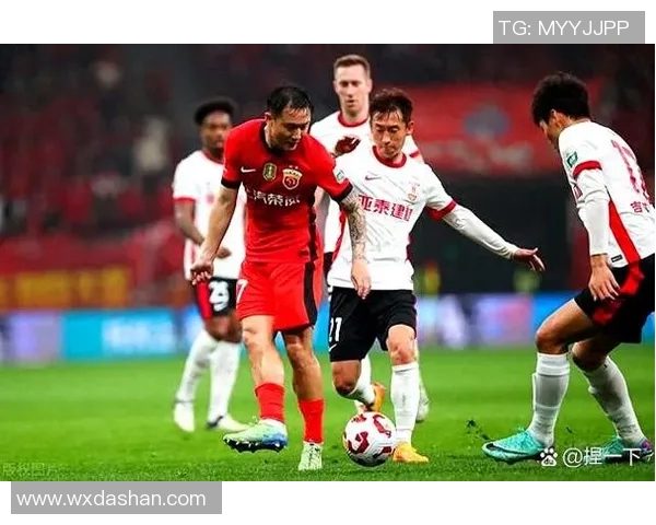 成都篮球队以81分领跑大师赛积分榜展现强劲实力