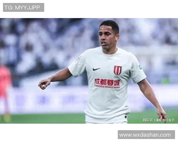 成都飞盘队技术争议引发热议球员表现与战术分析成焦点 成都飞盘队技术争议引发热议球员表现与战术分析成焦点