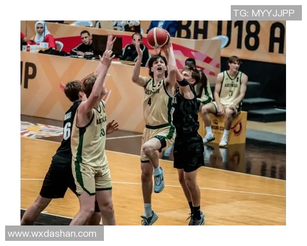 新西兰男篮对决澳大利亚男篮精彩赛事回顾与分析