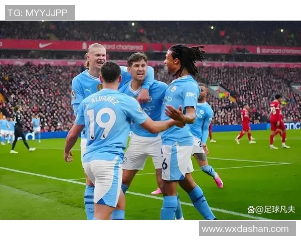 曼城与利物浦谁更强大足球对决的深度分析与比较 曼城与利物浦谁更强大足球对决的深度分析与比较