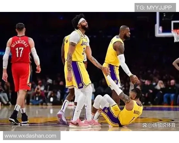 湖人主场迎战黄蜂全力争胜期待精彩对决与球星表现 湖人主场迎战黄蜂全力争胜期待精彩对决与球星表现