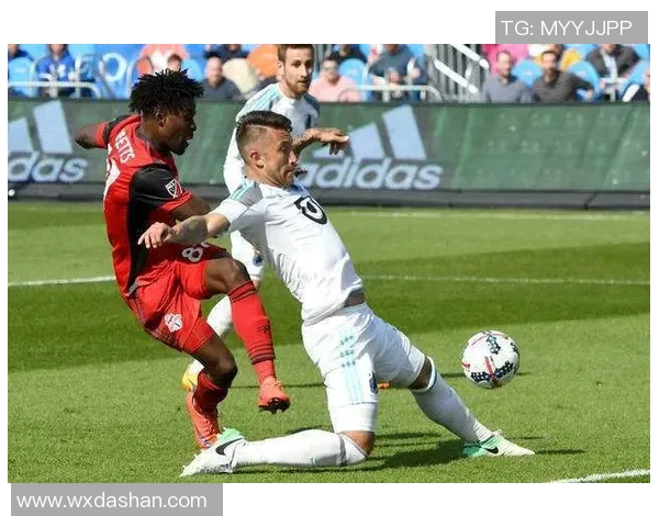 白帽战队与亚特兰大队的精彩对决分析与战术探讨