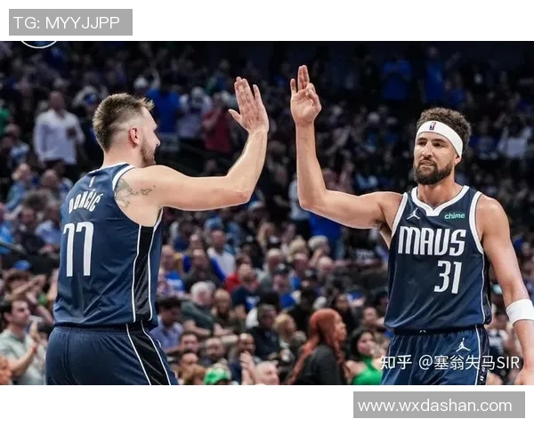 马刺与小牛激战第2场球迷期待精彩对决与逆转奇迹 马刺与小牛激战第2场球迷期待精彩对决与逆转奇迹