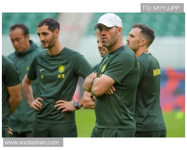 北京国安与长春激战正酣直播赛事精彩瞬间全程呈现