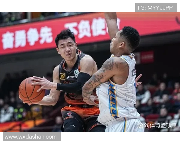 范子铭的篮球之路：从青涩少年到职业赛场的蜕变与成长