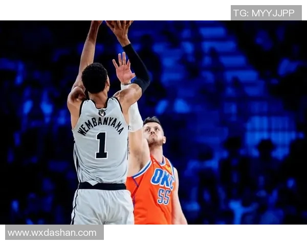 马刺与魔术激战正酣10月28日NBA精彩对决展现球队实力与风采