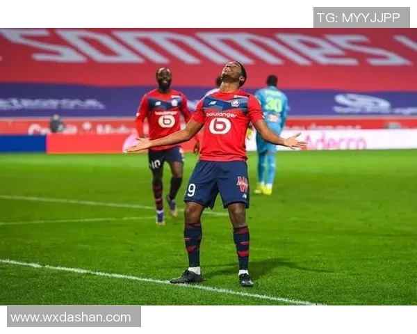 波尔多与圣队激战正酣谁能在这场较量中笑到最后