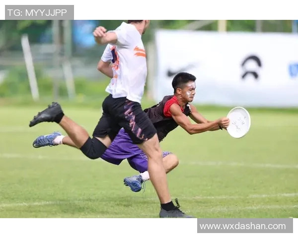 广州飞盘队在比赛中的快速转换与战术得失分析MBA