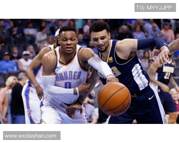 雷霆勇士激战正酣一哥绝杀瞬间定胜负引发热议