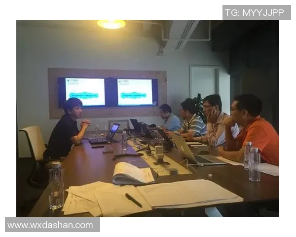 杭州篮球队边路渗透战术解析与实战应用探讨MBA