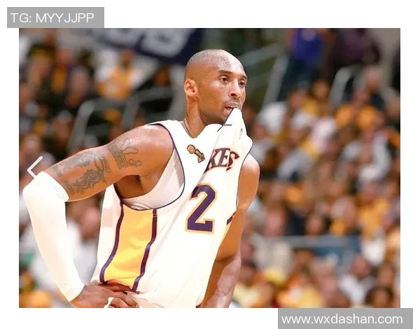 科比传奇：从篮球场上的巨星到生活中的榜样，他的精神永远激励着我们