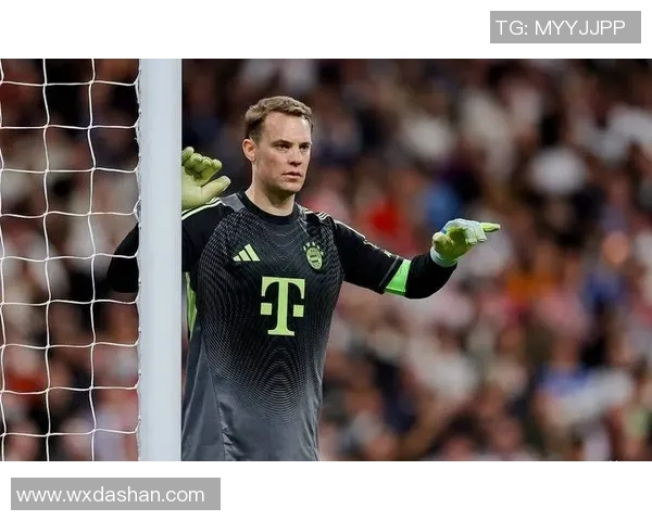 诺伊尔：从守门员到传奇，探寻足球世界的铁血精神与无畏勇气