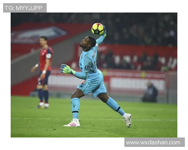 迈尼昂的崛起与挑战：从新星到守门员之王的传奇之路